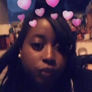 Meet your Posher, Natasha